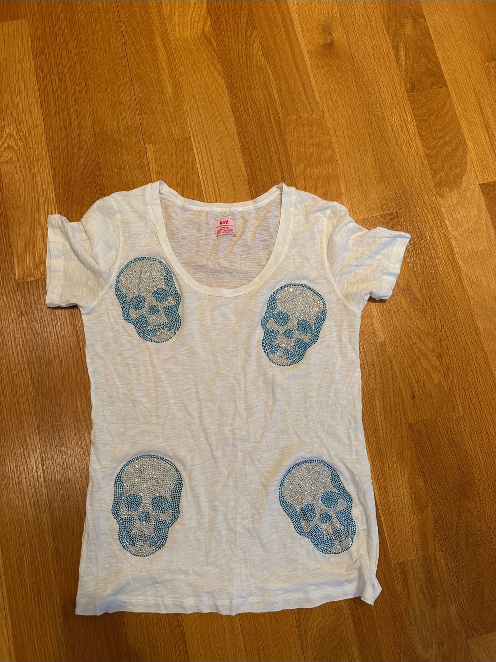 White Short-Sleeve Tee with Blue Rhinestone Skull Accents